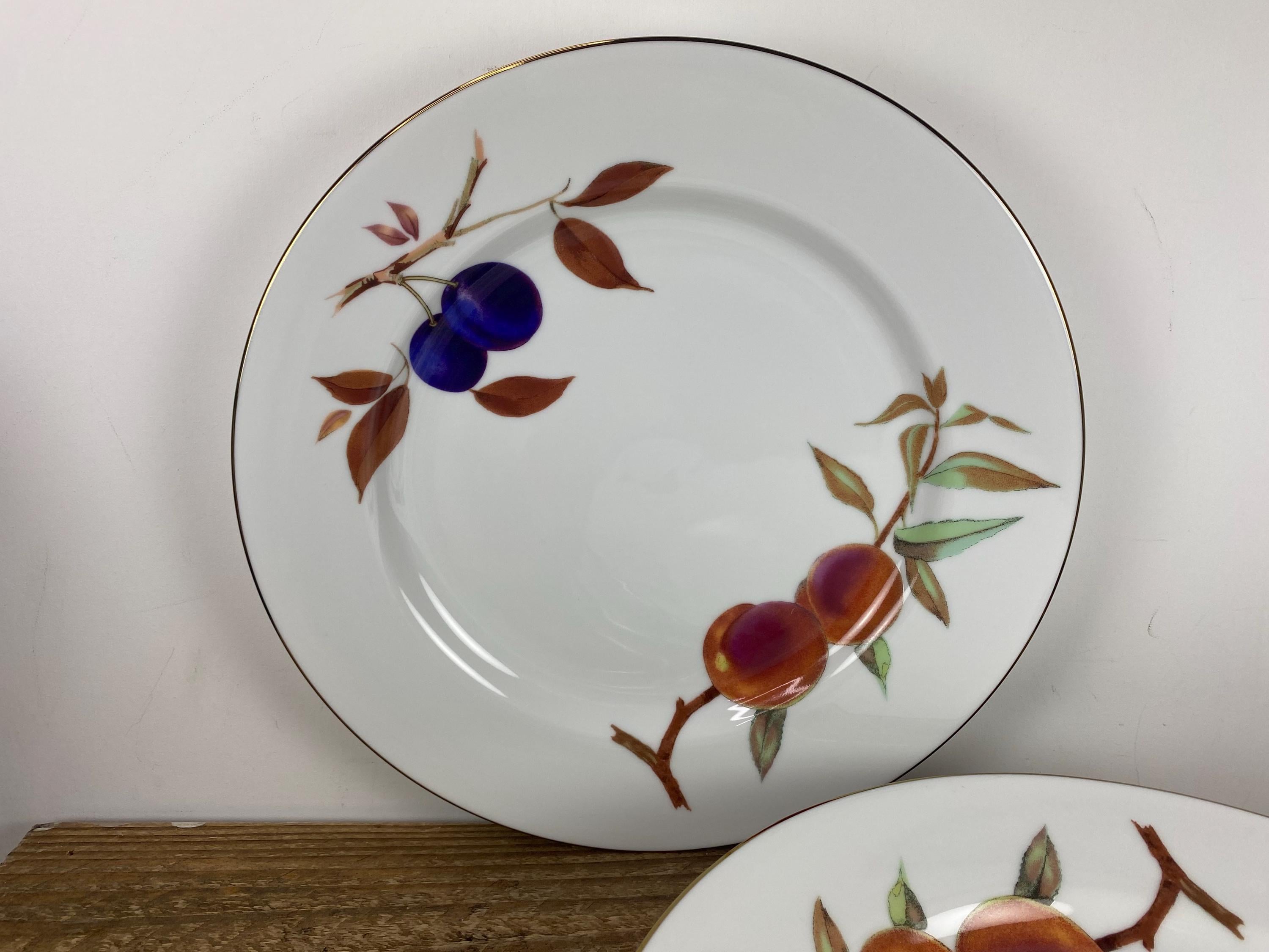 Royal Worcester Porcelain Dinner Set - Etsy