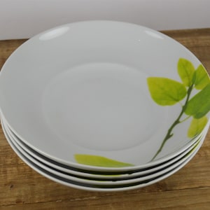 Set of 4 Mikasa DAYLIGHT 8 7/8" Coupe Soup Bowls, Green Leaves on White, Smooth Rim, Portugal, Used