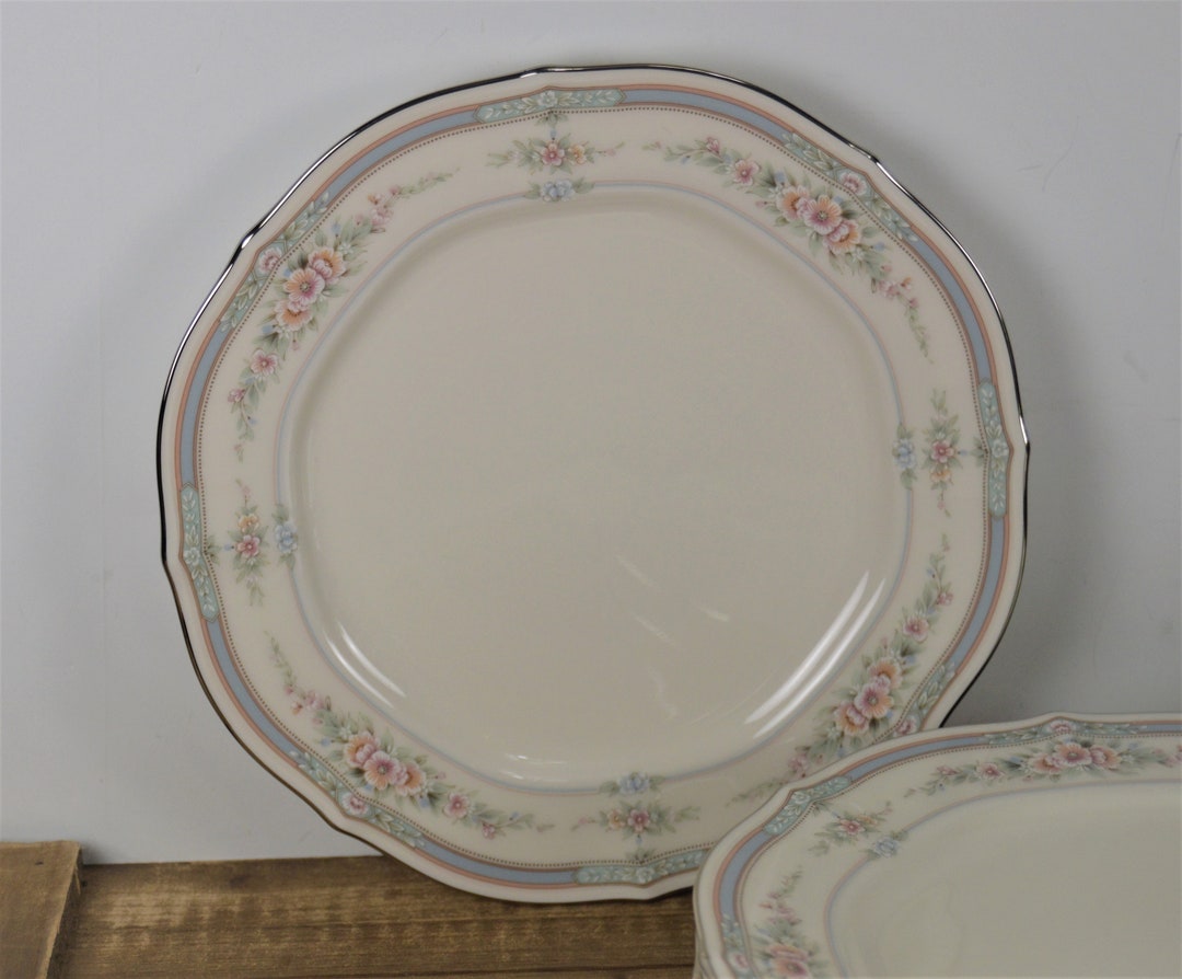 Set of 6 Noritake ROTHSCHILD 8.25