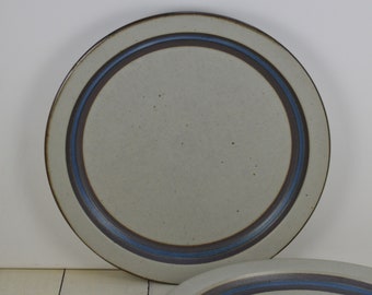 1 Vintage Otagiri Horizon Dinner Plate, Gray, Blue Stripes