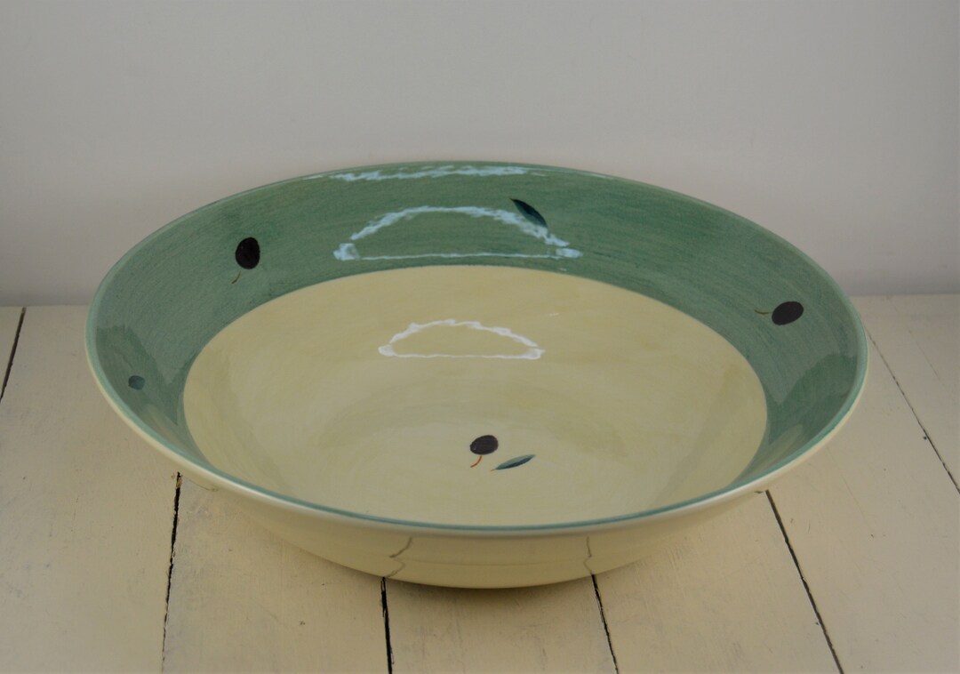 B.B. Bristol for Williamssonoma England 12.75 Large Serving Salad