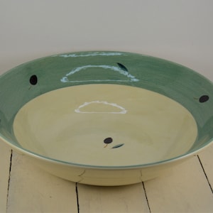 B.B. Bristol for Williams-Sonoma England 12.75&quot; Large Serving Salad Pasta Bowl, Olive Leaf, Cream and Green Rim Band, Bristol Pattern