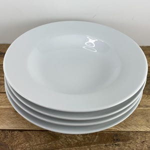 Set of 4 Pottery Barn GREAT WHITE 10" Large Rim Soup Bowl, Salad Bowl, All White, Used