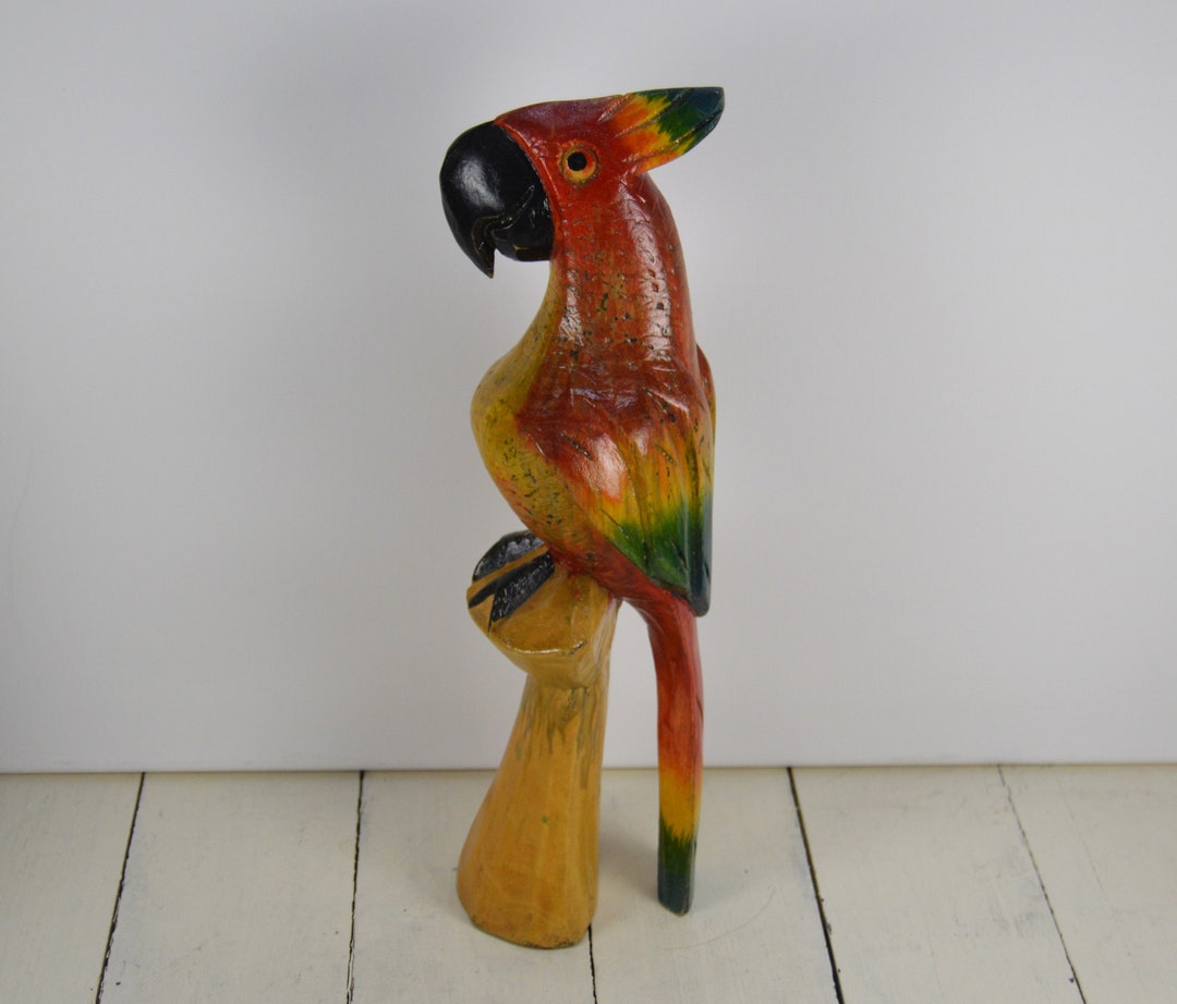 Rainbow Macaw Statue photo