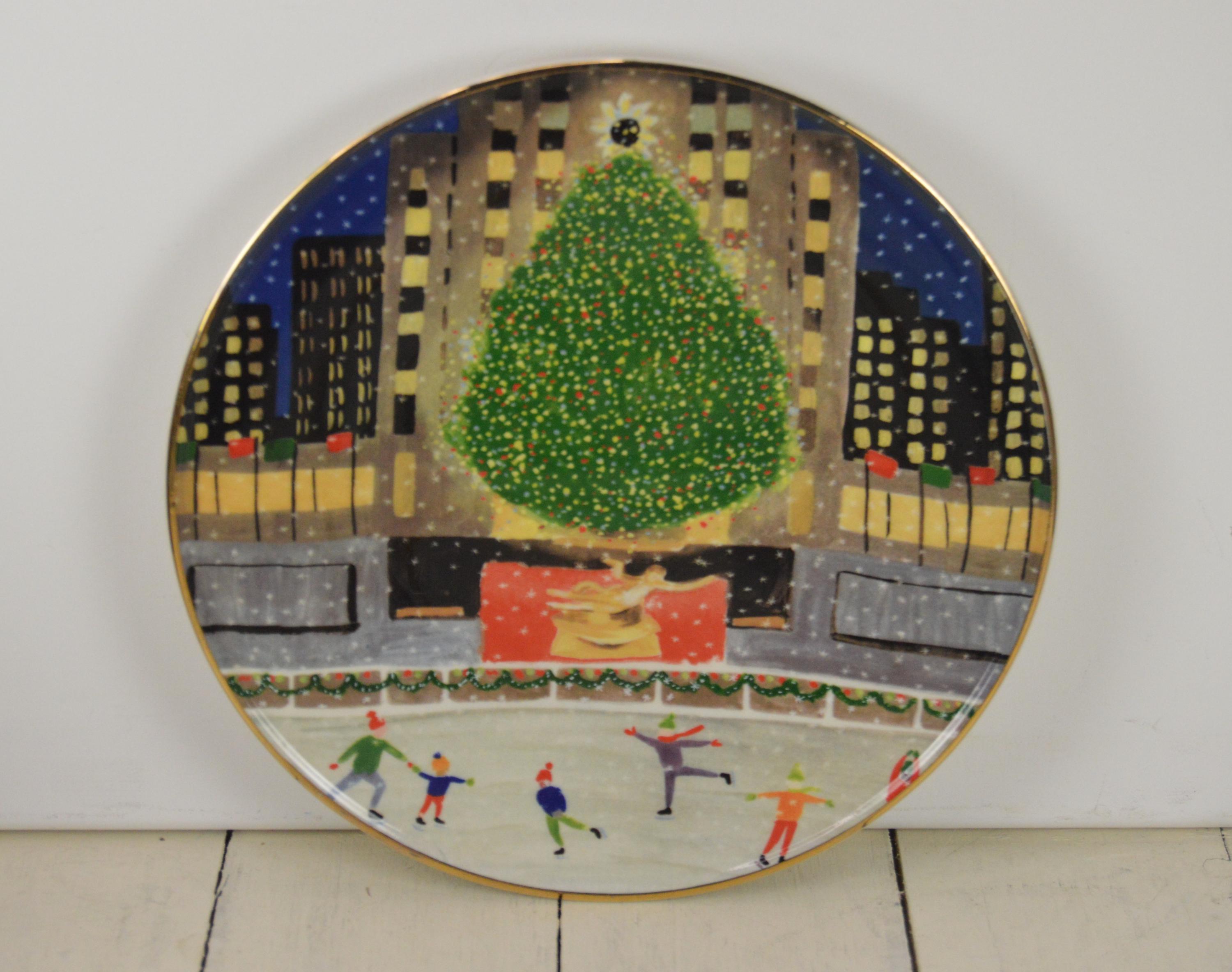Anthropologie a NEW YORK HOLIDAY Plate, Christmas Holiday