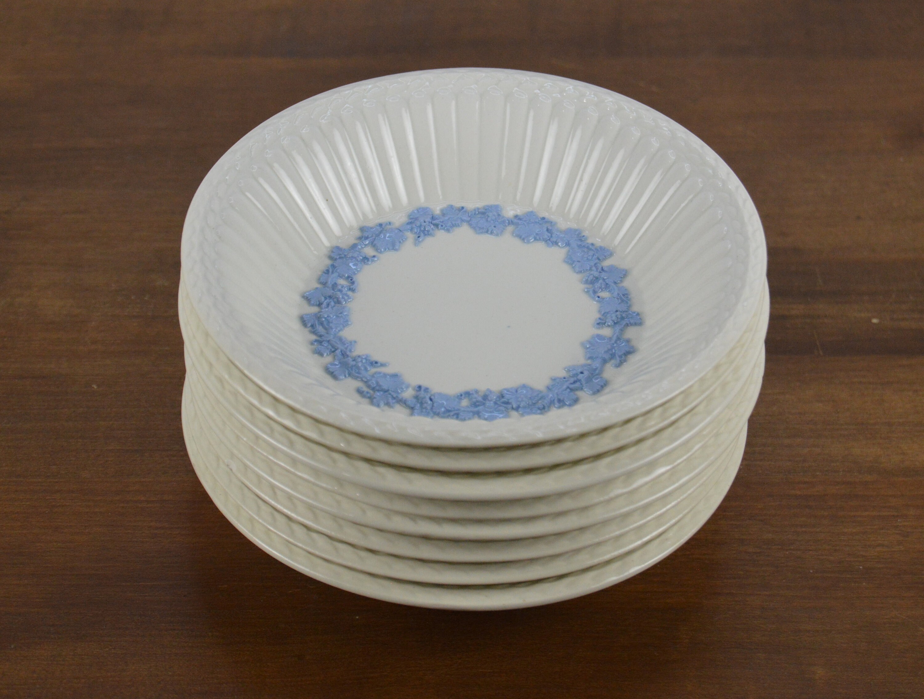 Set of 8 Wedgwood Queensware EDME BLUE GRAPES 5