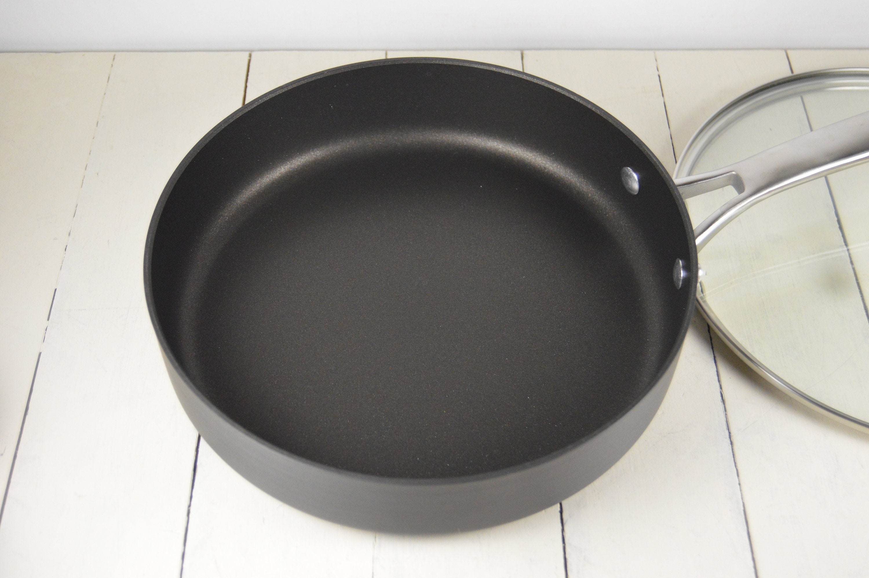 Calphalon Classic 5003 3 Quart Saute Pan With Lid Non-stick -  Norway