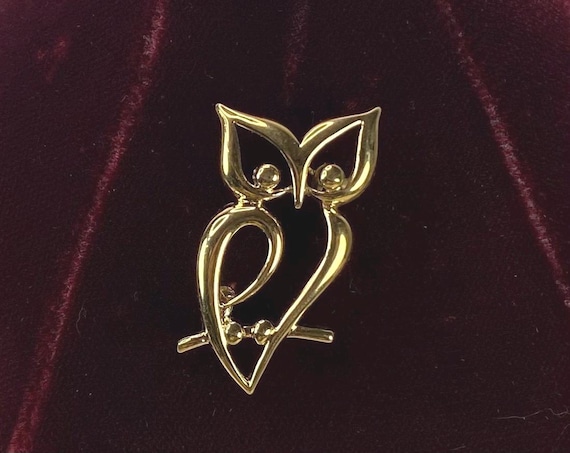 Trifari Gold-Tone OWL Brooch Pin 1.5", Trifari Stamp with Crown and Copyright, Open Outline Design Modern Owl Figure on a Branch