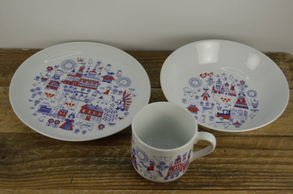 Arabia of Finland MATIN MATKA Raija Uosikkinen Child's Set, Cup