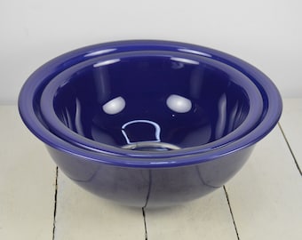 Set of 2 Pyrex Dark Blue over CLEAR Glass Mixing Nesting Bowls, 323 1.5 Qt, 325 2.5 Qt, Clear Bottom, Pyrex Blue