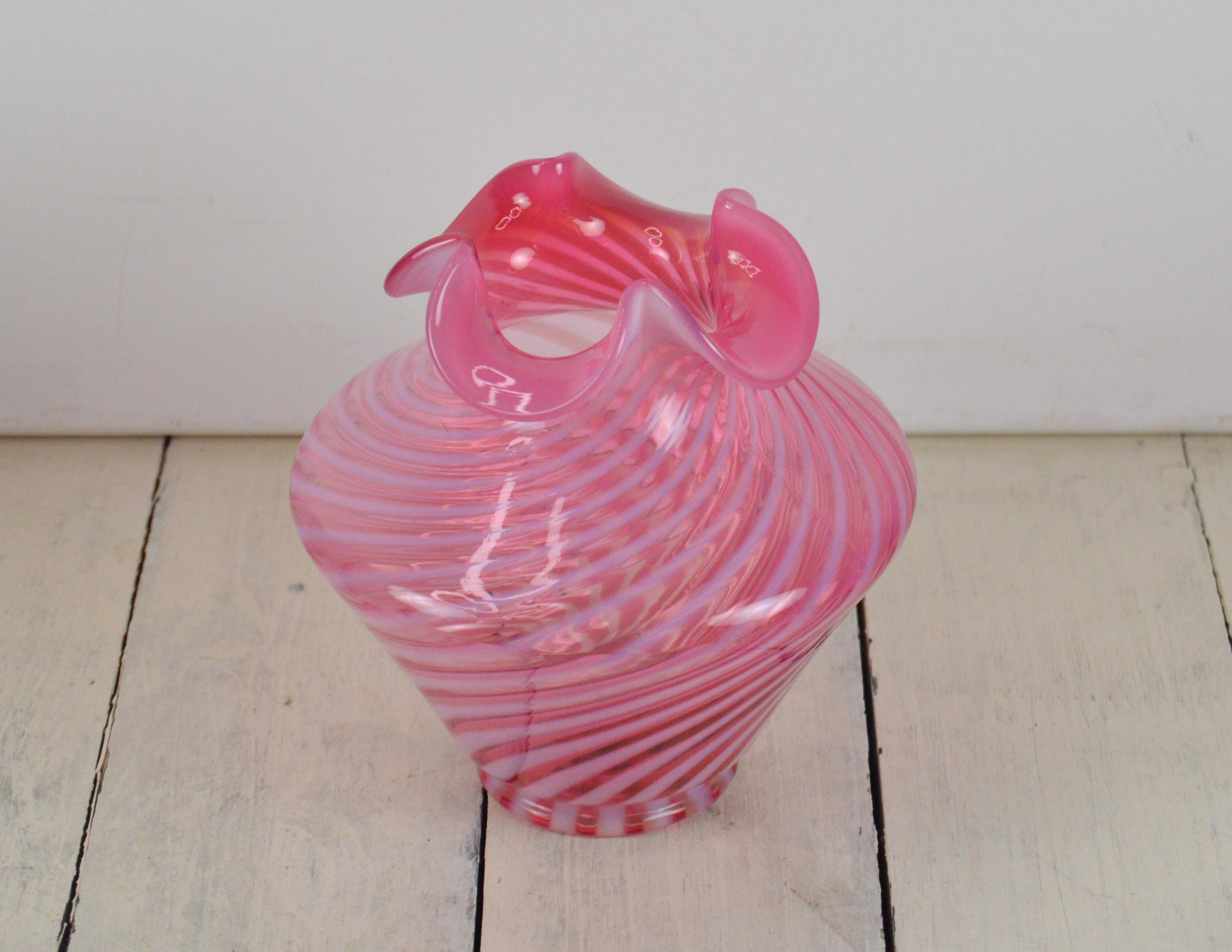 Fenton Dusty Rose Carnival Whitton Bell Mint! QVC 1995 Art