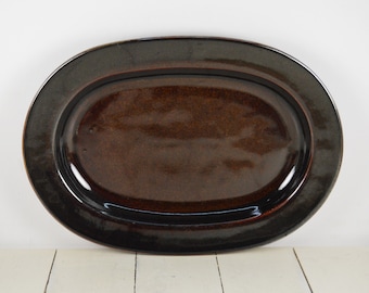 Arabia of Finland SORAYA 12.75" Oval Serving Platter, Glossy Dark Brown on Brown, Wide Rim, Made in Finland, Used/Scratches