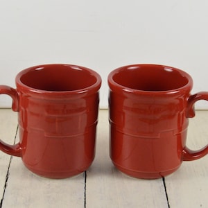 Set of 2 Longaberger Woven Traditions TOMATO Red 12 oz Mugs 4&quot;, Woven Basket Raised Design Band, Used