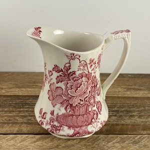 Alfred Meakin CHARLOTTE RED 12 oz Pitcher 5.25", Pink Red Transferware Floral Basket Scene, Staffordshire England