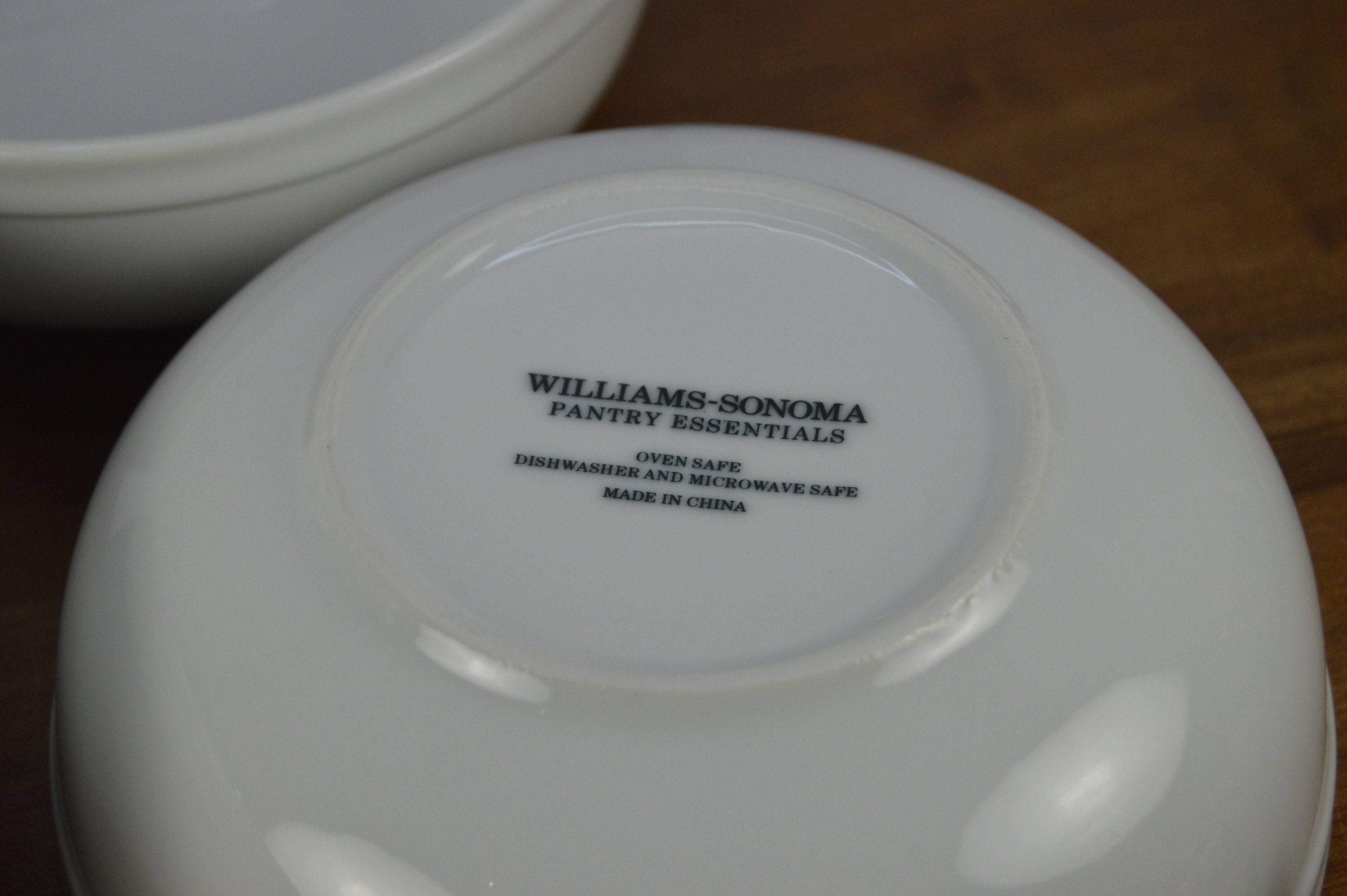 Set of 4 Williams-sonoma PANTRY ESSENTIALS 6.25 Cereal Soup Bowls, All  White, Raised Edge 