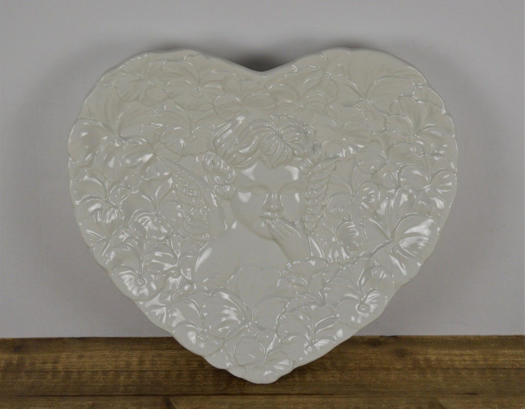 Cherubino Heart Plate