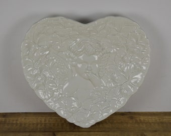 Italian Ceramic Heart Plate 7597 with Cherub and Flowers 8.5", Raised Relief Angel Flowers, All White