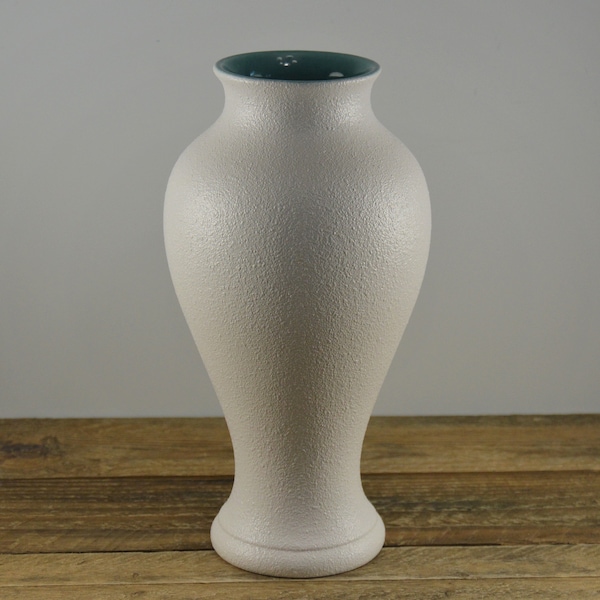 Royal Haeger 4031 9.25" Vase, Textured Matte White Outside with Aqua Turquoise Inside, MCM, USA, Gorgeous!