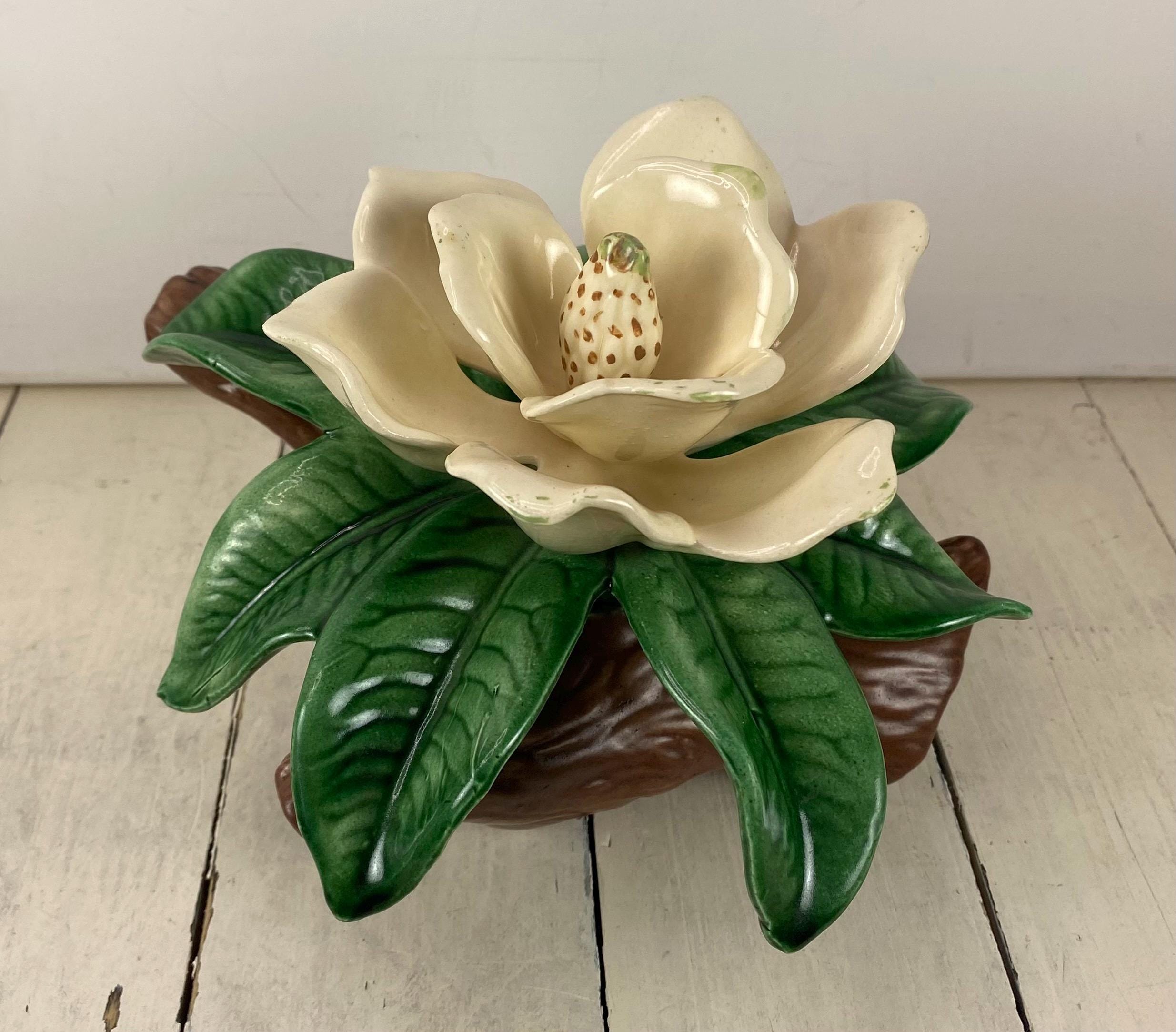 Vintage Jamar Mallory Mold 1970's Large Ceramic Magnolia