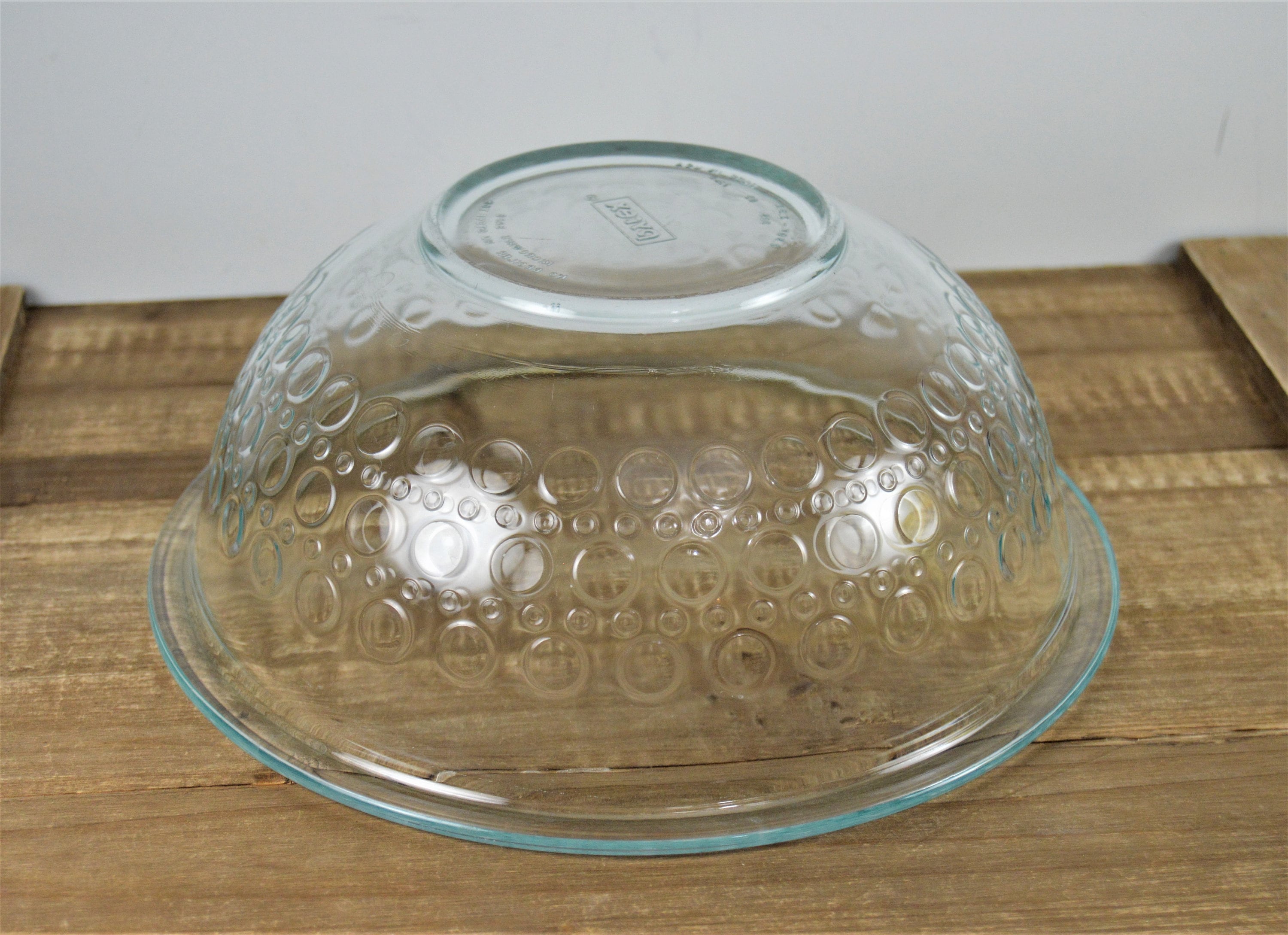 Lot of 3 Pyrex Clear Glass Storage Bowls with Lids 1.75 QT & 1 QT