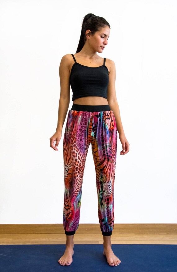 Loose Fit Yoga Pants With Elasticated Waist
