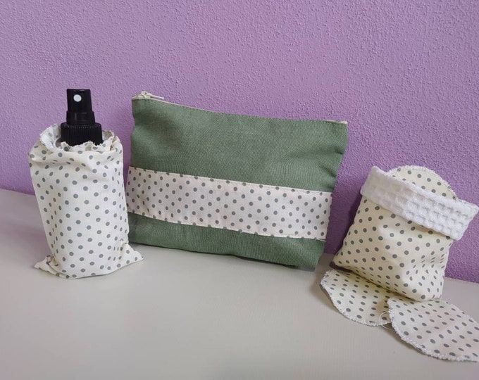 Personalized make up set, beauty case and eco-friendly make up remover pads