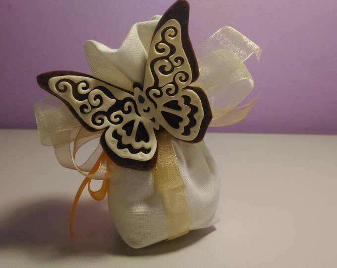 Personalized Confetti Bags - White Linen Favors with Butterflies