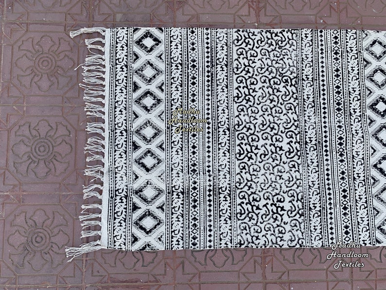 3x5Ft Cotton Rug Handmade Rug Indian Rug Handwoven Rug Area Rug Floor Carpet Rug Runner Rug Large Rug Vintage Rug Office Rug