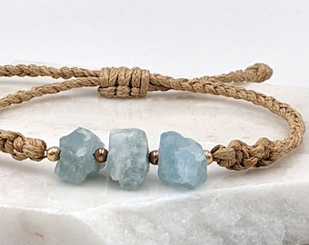 Raw aquamarine bracelet March birthstone macrame bracelet Throat chakra bracelet Blue crystal chakra anklet 30-50th Birthday gifts Men/Women