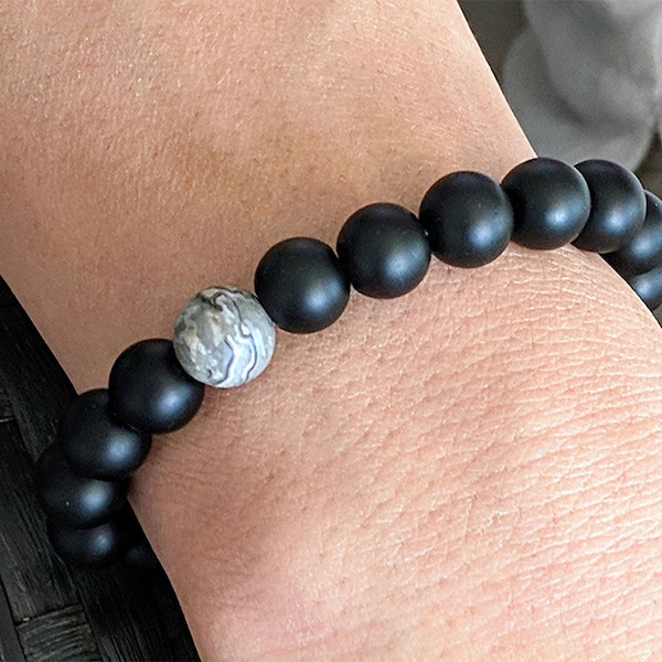 Mens black onyx bracelet homme with engraved initial tag 50th 30th birthday gift for him Mala beaded gemstone personalized stretch bracelet