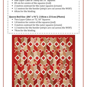 Op de afbeelding: Stofvereisten voor een quiltpatroon genaamd "Layer Cakes". Het patroon heeft een geometrisch ontwerp met rode en cr&egrave;me vierkanten. De quilt is getoond in een queensize, met een afmeting van 86 inch bij 91 inch of 218 centimeter bij 231 centimeter.