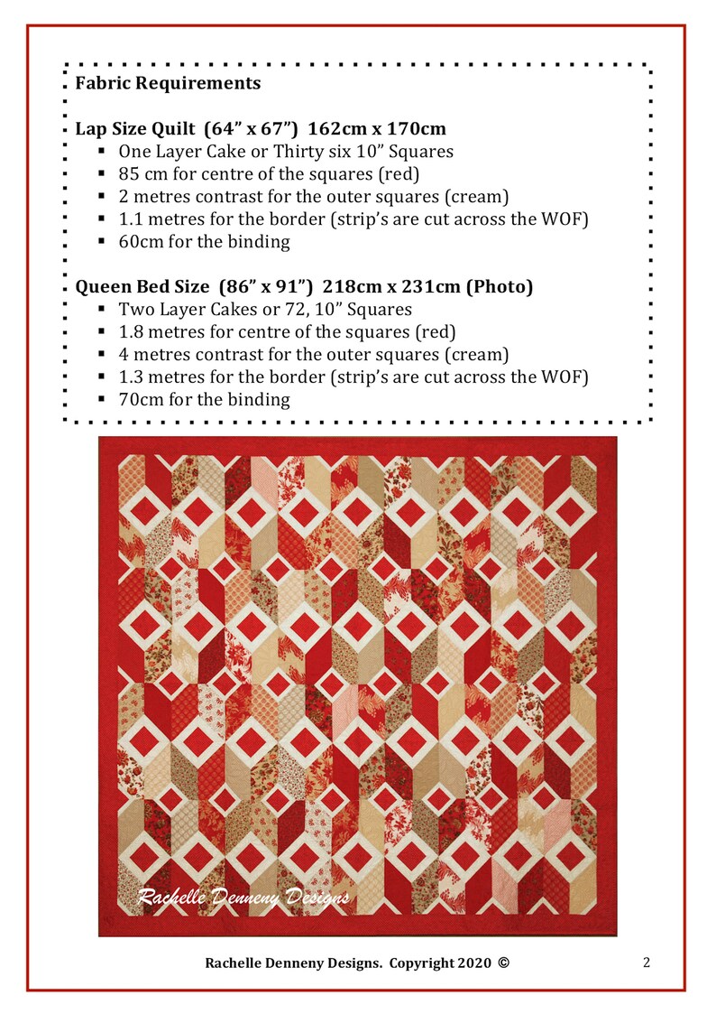 Op de afbeelding: Stofvereisten voor een quiltpatroon genaamd "Layer Cakes". Het patroon heeft een geometrisch ontwerp met rode en cr&egrave;me vierkanten. De quilt is getoond in een queensize, met een afmeting van 86 inch bij 91 inch of 218 centimeter bij 231 centimeter.