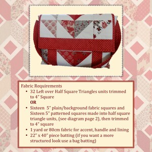 Op de afbeelding: Een naaipatroon voor een rode en witte gewatteerde schoudertas genaamd "Ruby Squares Satchel". Het patroon bevat instructies voor het maken van de tas met behulp van halve vierkantjes of vierkanten. Het patroon bevat ook de stofeisen voor de tas, waaronder 1 meter stof voor de accenten, de handgreep en de voering, en 56 cm x 102 cm vulling.