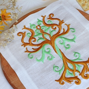 Personalisierte keltische Baum des Lebens bestickte Leinenserviette oder Altartuch - Einzigartige spirituelle Geschenke - Benutzerdefiniertes Haus- und spirituelles Dekor