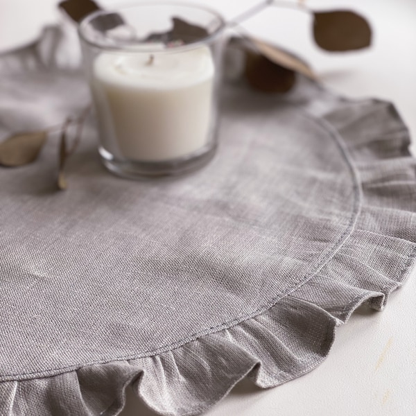 Ruffled linen placemat - Two layer linen placemat -  Organic linen fabric - Linen napkins