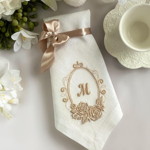 Servilletas de lino personalizadas con monograma, servilletas de boda bordadas, servilletas de tela para cena, servilletas con iniciales personalizadas, decoración elegante para la mesa. imagen 11