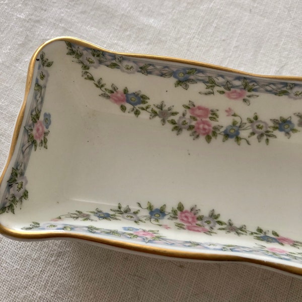 Coalport, Trellis Rose, Catchall Tray/ring dish, Fine Bone china, Made in England, Vanity tray/organizer