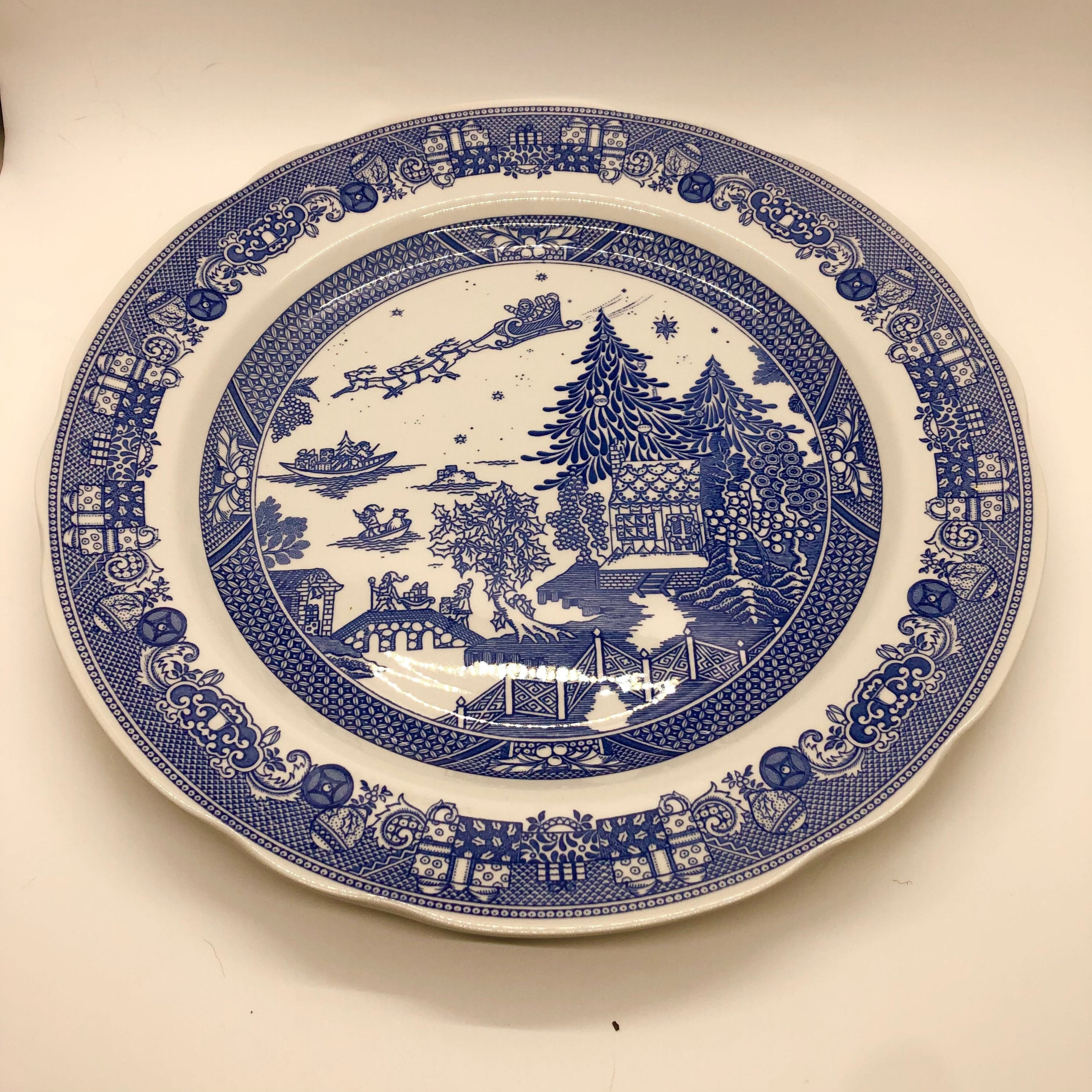 Spode Willow Santa, Blue Room Collection, 10 Inch Plate, Made in