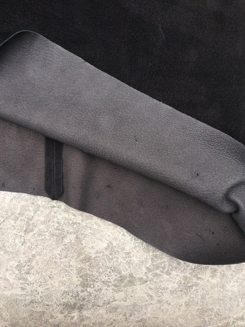 1980/'s VINTAGE black suede shirt leather top wide neck dolman half sleeves loose a-symmetrical silhouette solid black minimalist medium M