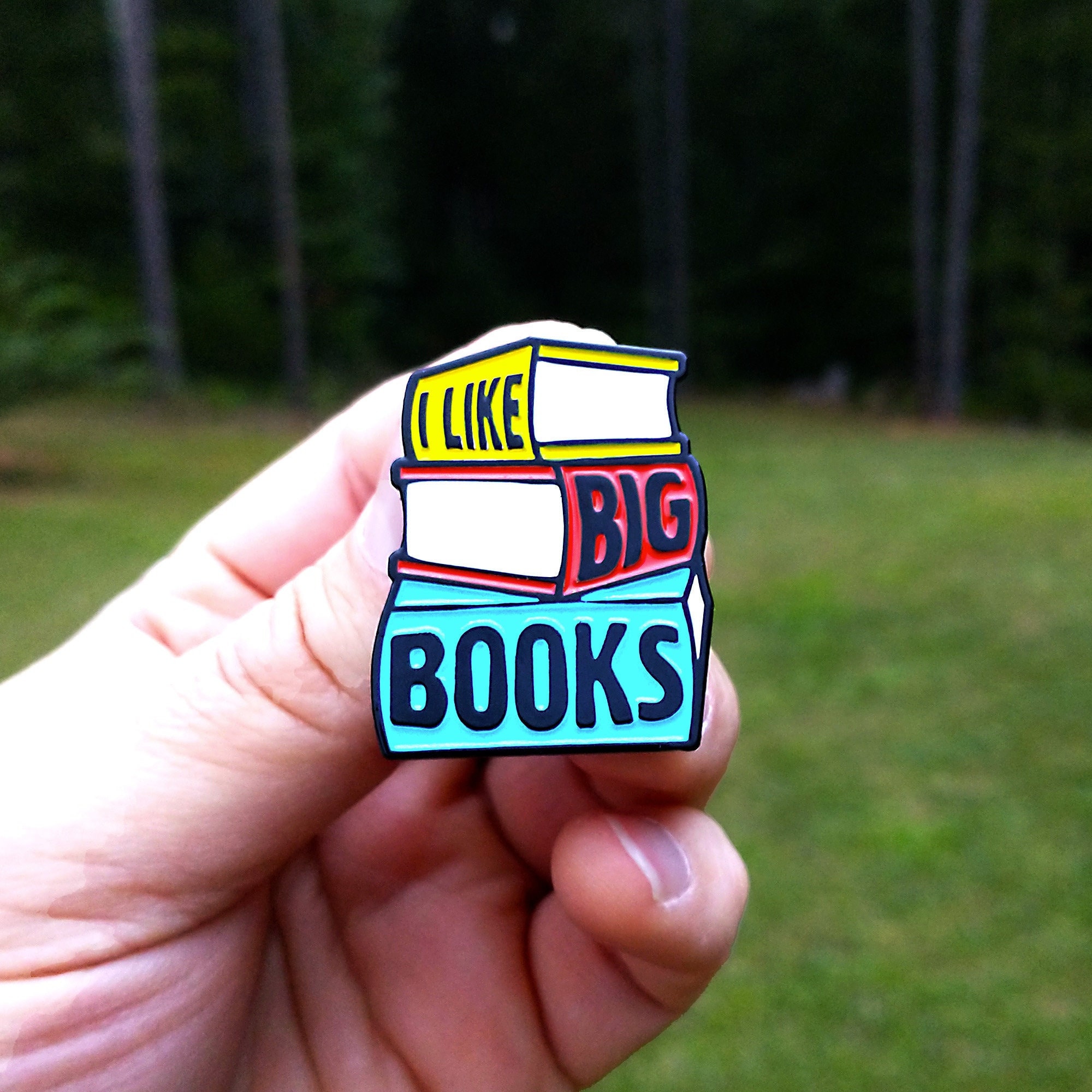 Book enamel pin - I Like Big Books enamel pin - book worm lapel pin - reading pin - book enamel pins - bookish lapel pins - reading pins