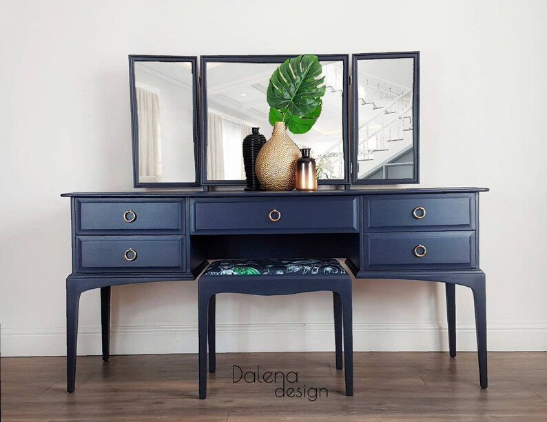 matching chest of drawers and dressing table
