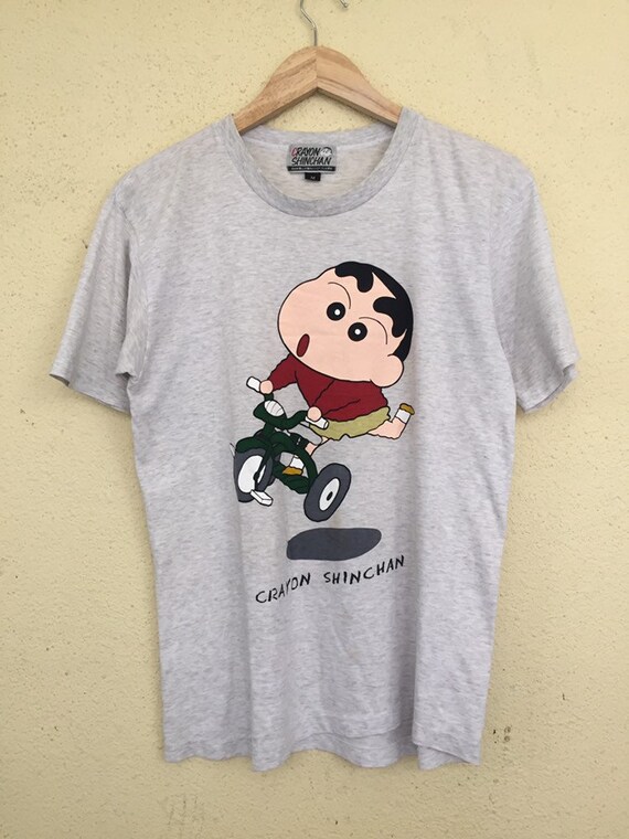 camiseta shin chan