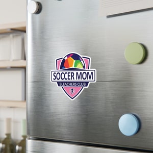 Sticker maman footballeur, sticker maman footballeur, sticker voiture maman footballeur, cadeau maman footballeur, maman footballeuse fière, club de mamans footballeur, maman footballeur, maman footballeur image 5