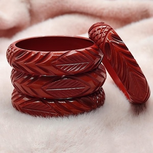 Bracelet sculpté inspiré de la bakélite - Inspiration vintage années 50 - Bracelets en résine - Fakelite - Bracelets rockabilly