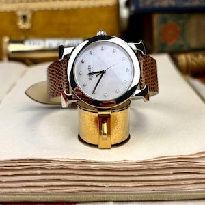 HERMES Mother of Pearl 12 pieces of Diamonds Watch with Box & Paper