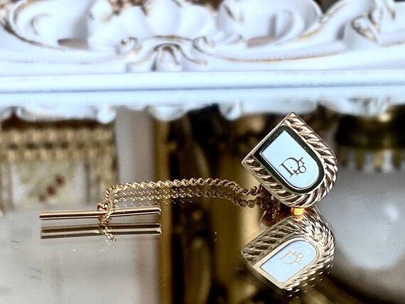 Dior ブローチ　vintage 箱付き✨️ Dior 小鳥 ブローチ - メルカリ