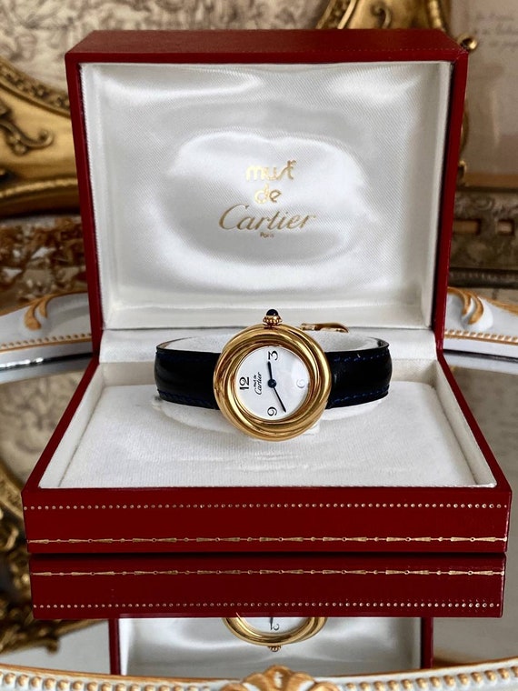 Cartier clasico hotsell