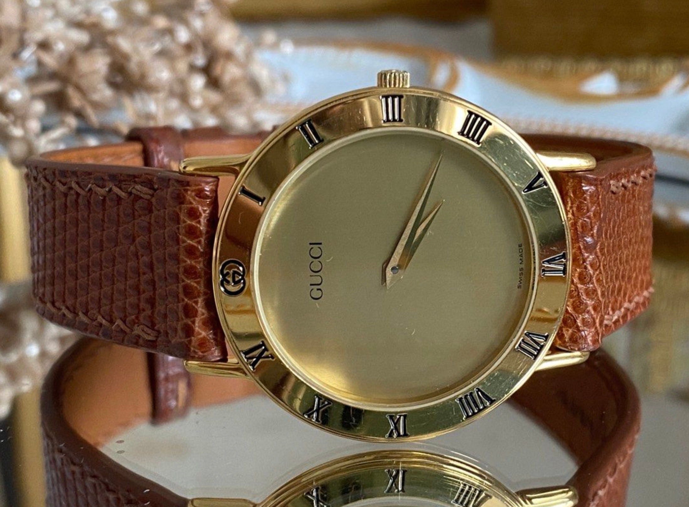 Share more than 79 gucci bracelet watch super hot ceg.edu.vn