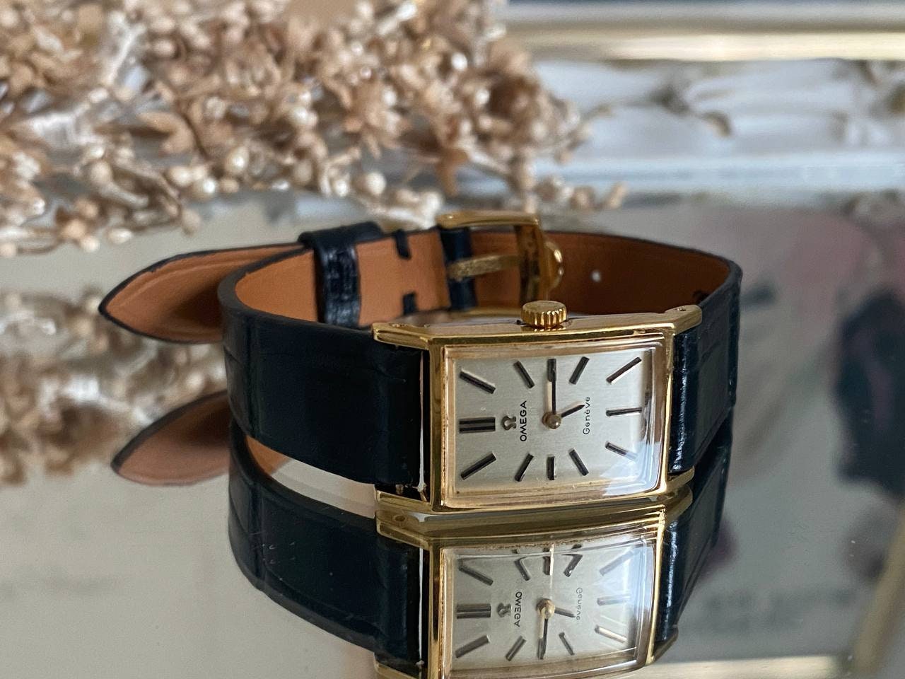 Omega deville square sale