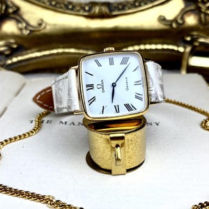 OMEGA Square White Roman Dial Watch